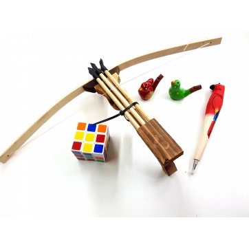 Wooden Art GIFT BOX FOR KIDS (Στυλό Παπαγάλος-Ξύλινη Βαλίστρα-Κύβος του Ρούμπικ-Λαλίτσες)